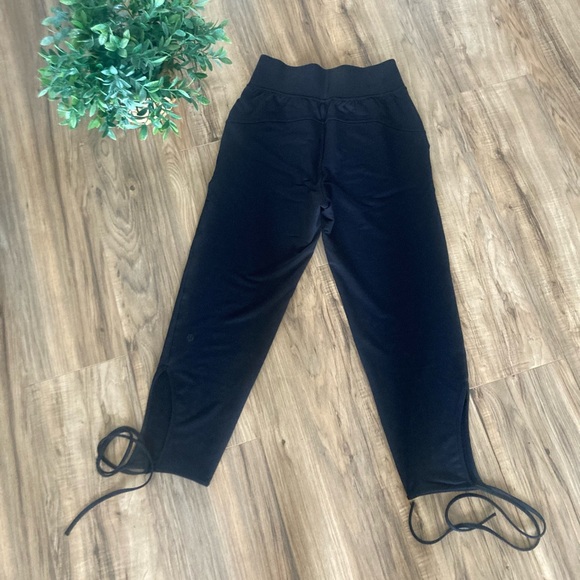 Lululemon spirited sissone pant - Picture 6 of 8